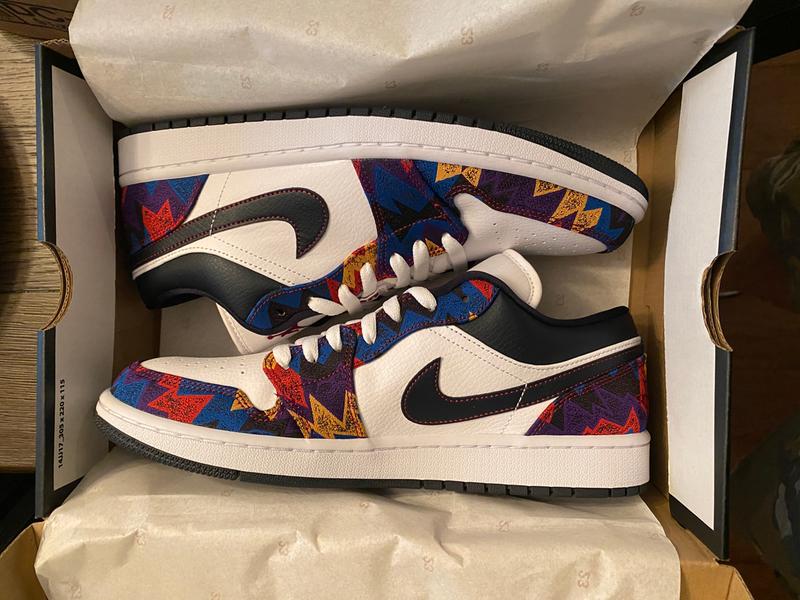 jordan 1 low white dark obsidian team red