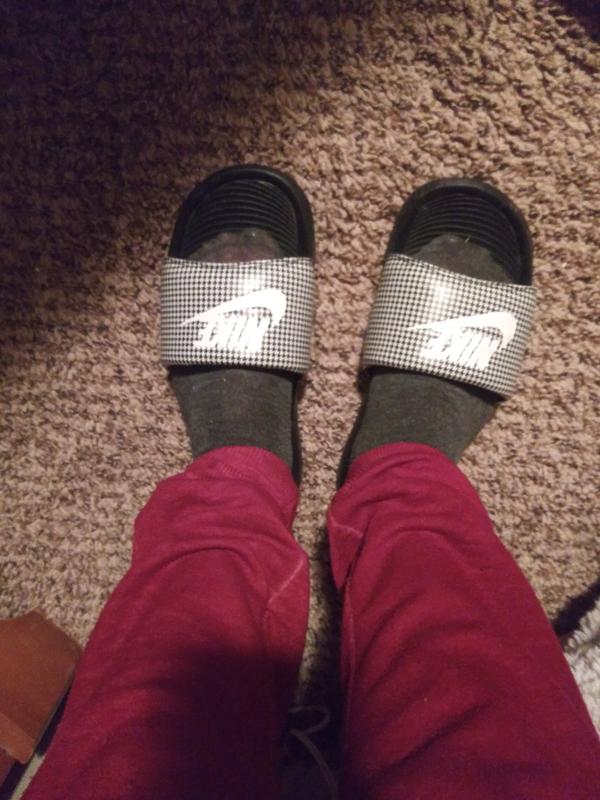 Hibbett nike online slides