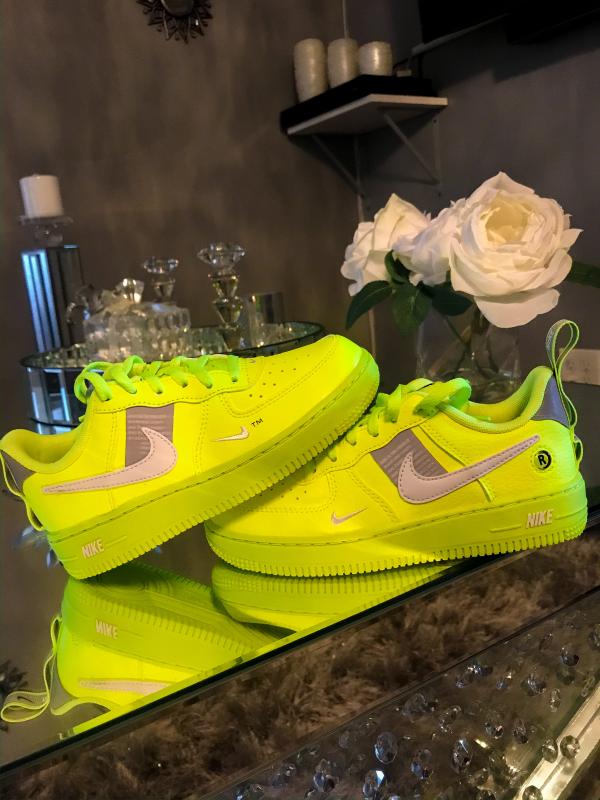 nike air force 1 utility volt grade school