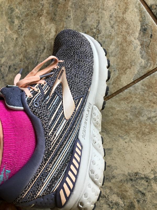 brooks adrenaline gts 19 grey peach