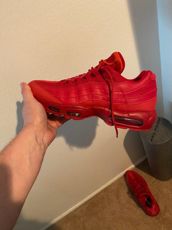 all red air max 95