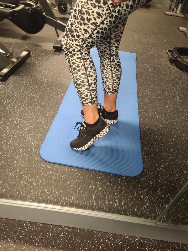 brooks revel 4 leopard print