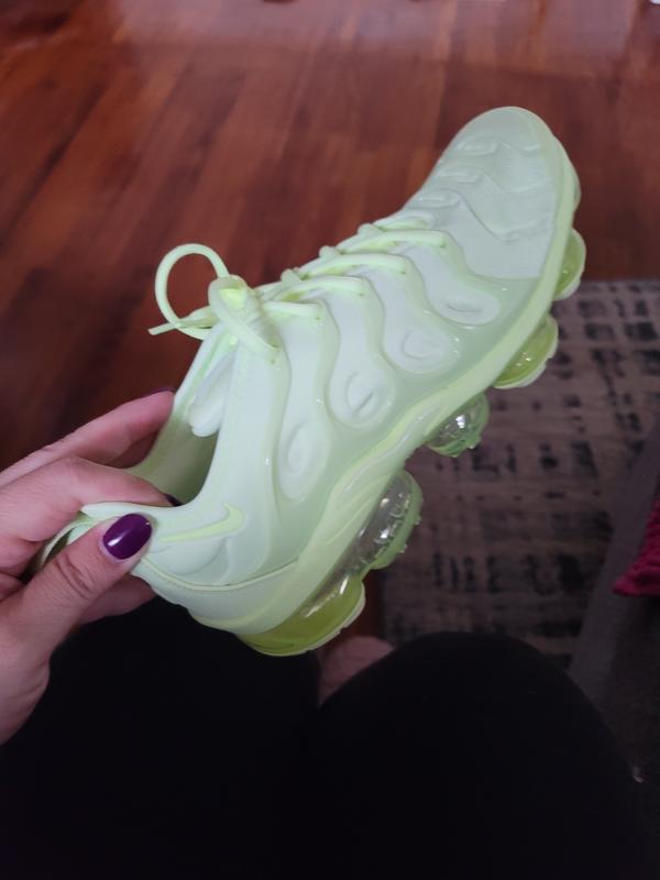 Vapormax plus hotsell barely volt