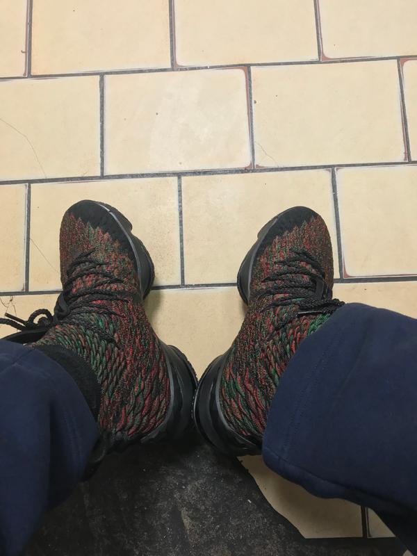 lebron 15 bhm on feet