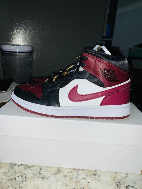 jordan 1 mid beetroot