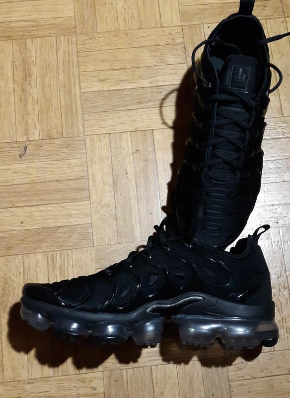 Women black hot sale vapormax plus