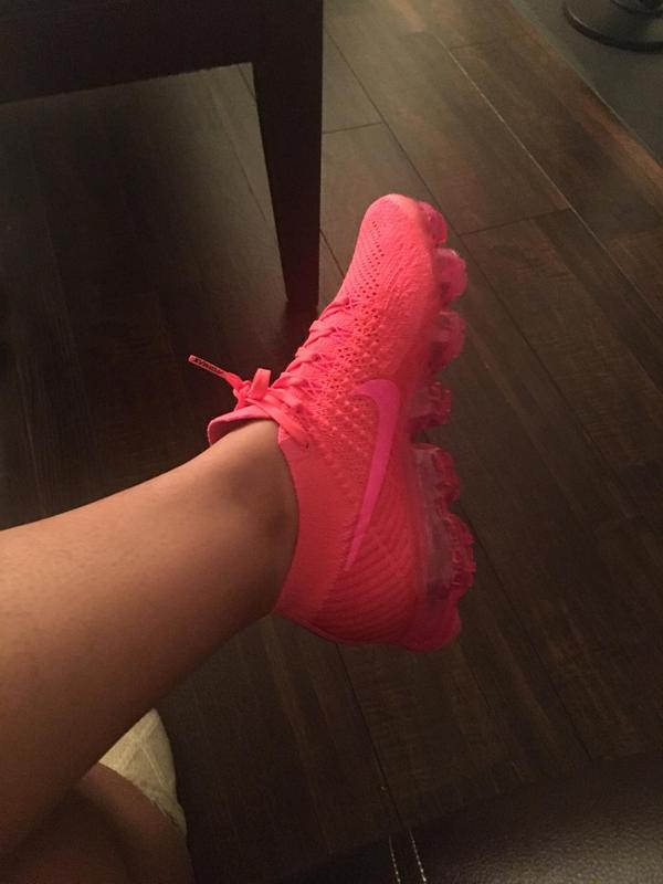 vapormax flyknit hyper punch