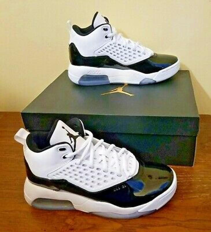 jordan maxin 200 white metallic silver