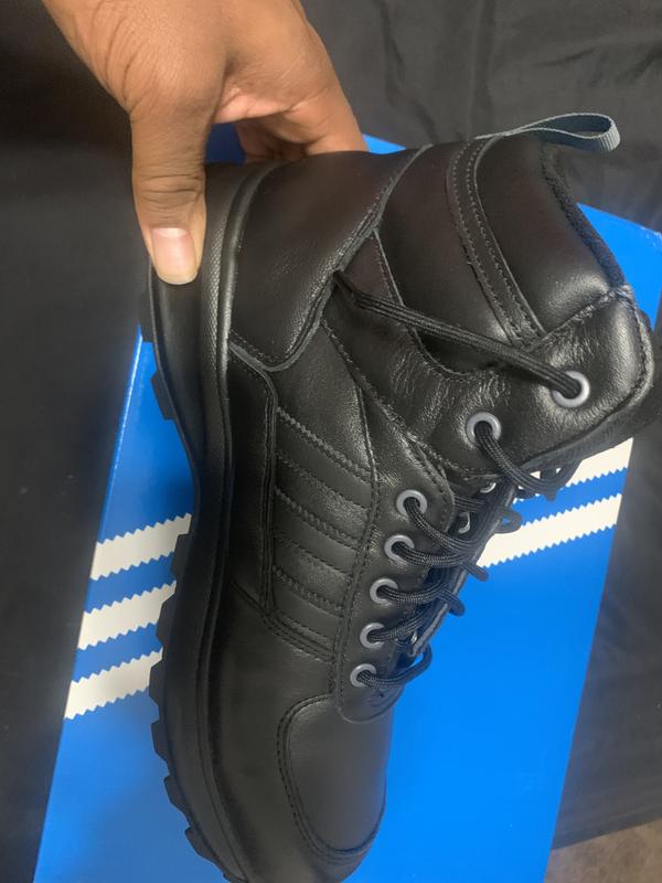 Adidas chasker outlet boot