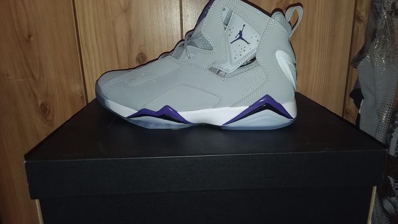 jordan true flight grey purple