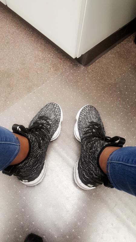 lebron 15 low ashes on feet