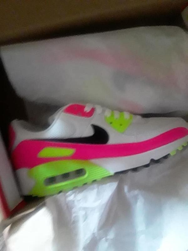air max 90 green and pink