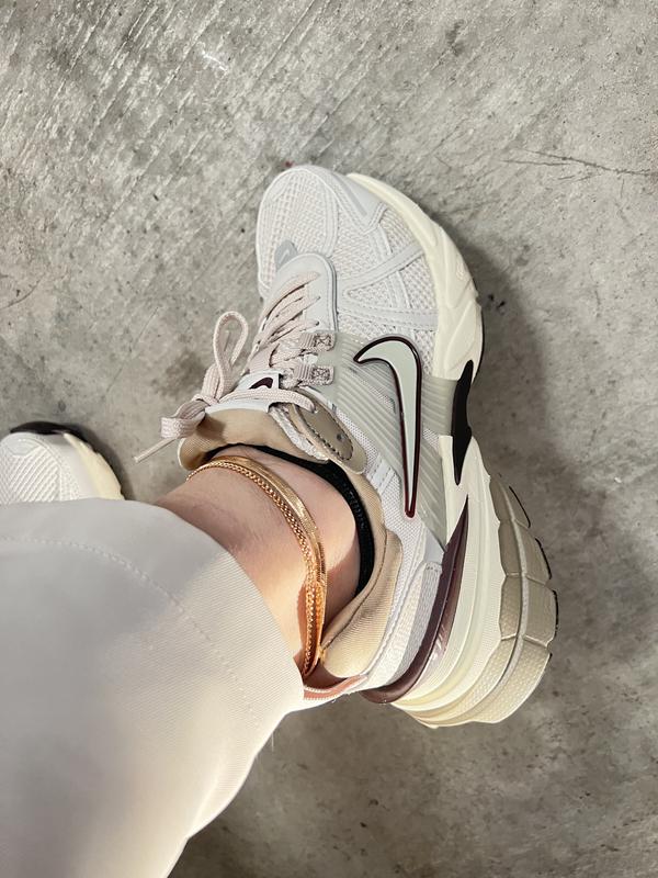 Nike V2K Run \