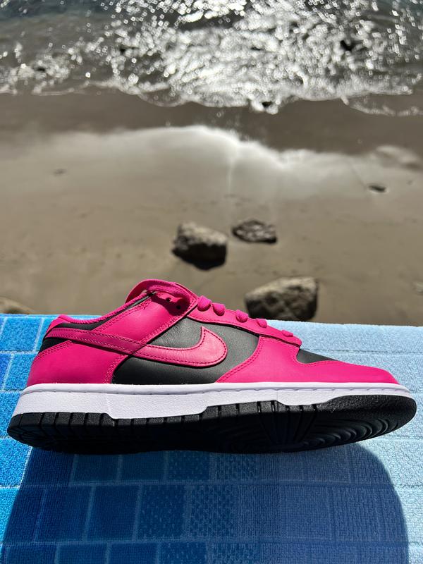 Nike dunks pink and black best sale