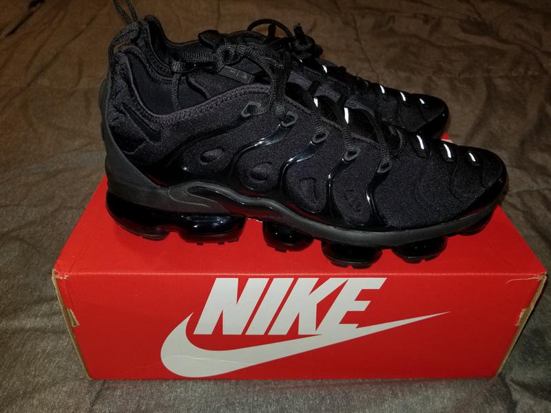 nike air vapormax plus hibbett sports