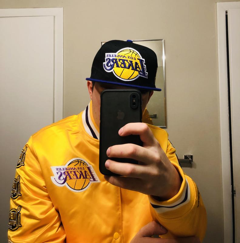 Los Angeles Lakers Mitchell & Ness CHAMP CITY SPARKLE SATIN NBA Jacket  - Gold