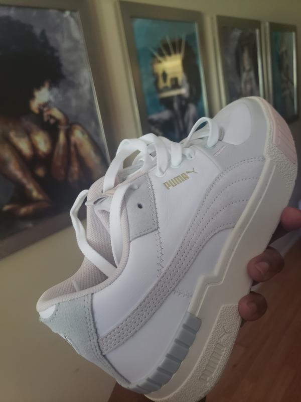 pink and gray pumas
