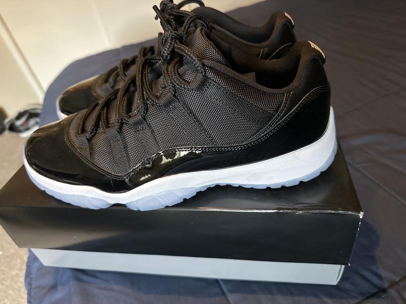 Jordan 11 Retro Low 
