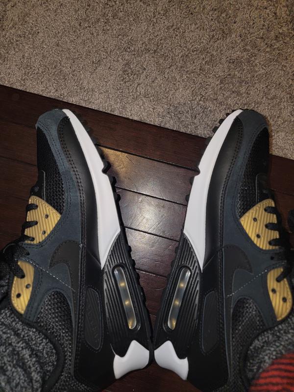 Air max 90 black metallic clearance gold