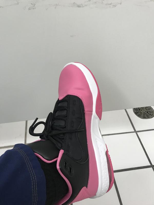 jordan max aura pink and black