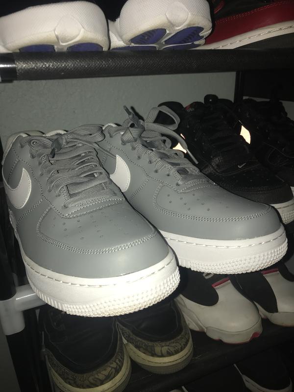 white and grey af1