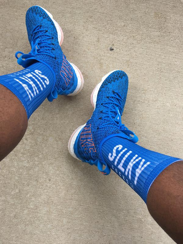 lebron 15 blue and white