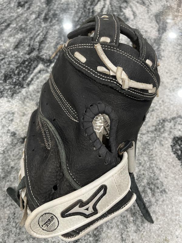 Mizuno franchise cheap fastpitch catchers mitt