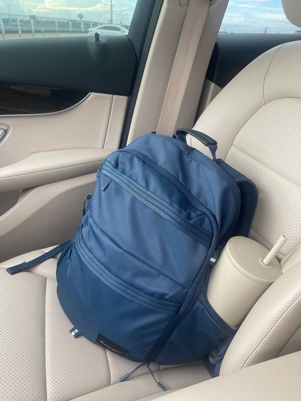 Customer carousel item 6.