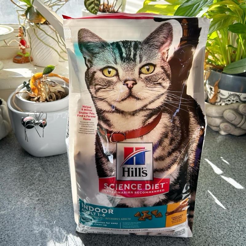 Hill s Science Diet Adult Indoor Chicken Recipe Dry Cat Food