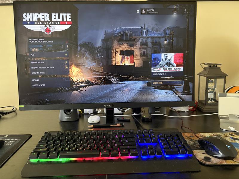 Customer carousel item 1.