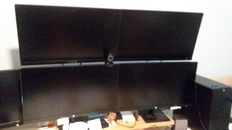 Viewed from the chair, you don't even see the wall behind.