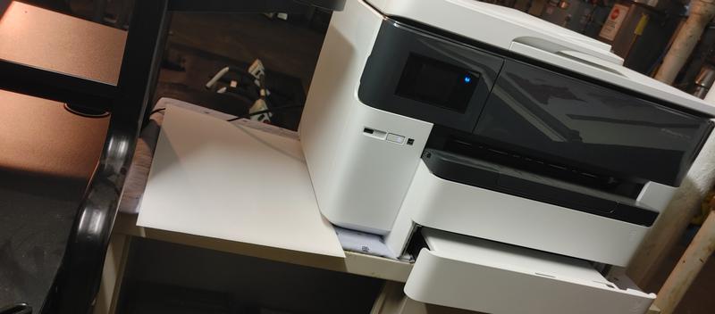 HP OfficeJet Pro 7740 Imprimante tout-en-un grand format (G5J38A) avec cartouche  d'encre HP 952XL noir à haut rendement (F6U19AN) : : Fournitures  pour le bureau