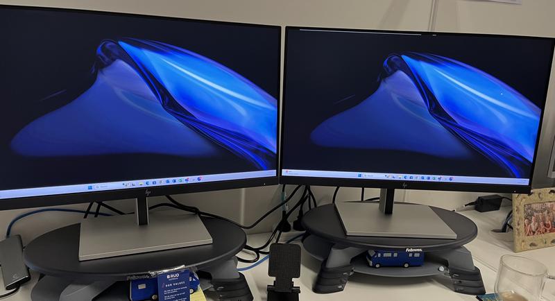 HP E24 G5 (23.8