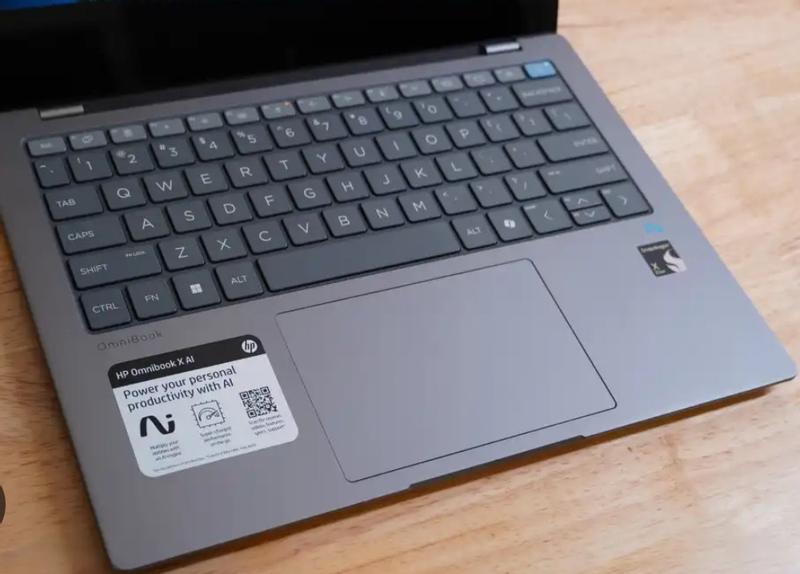 Customer Reviews: HP OmniBook 7 14 inch Laptop AI 14-fr0063TU