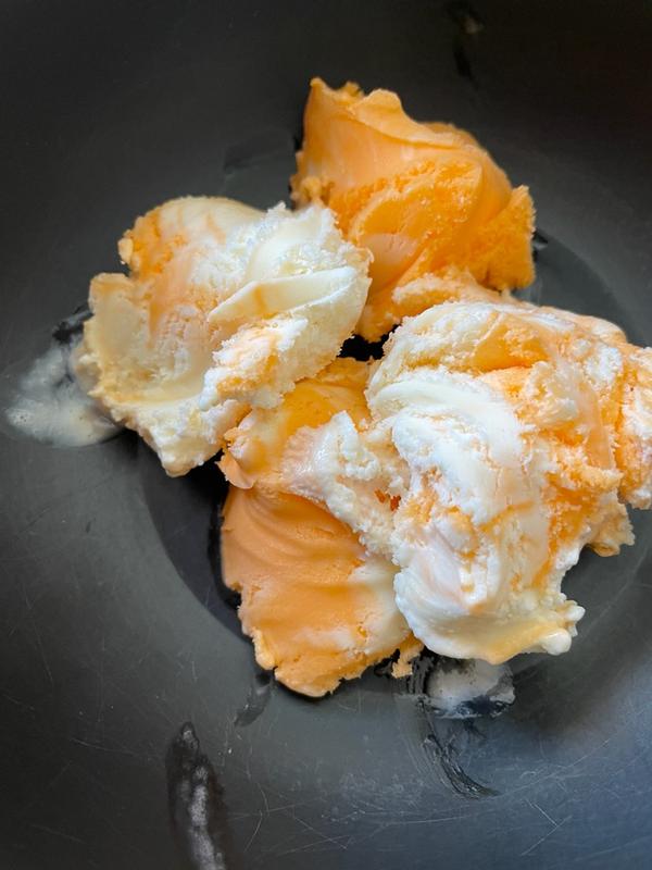 Orange Cream Swirl 48 oz Ice Cream - Hudsonville Ice Cream