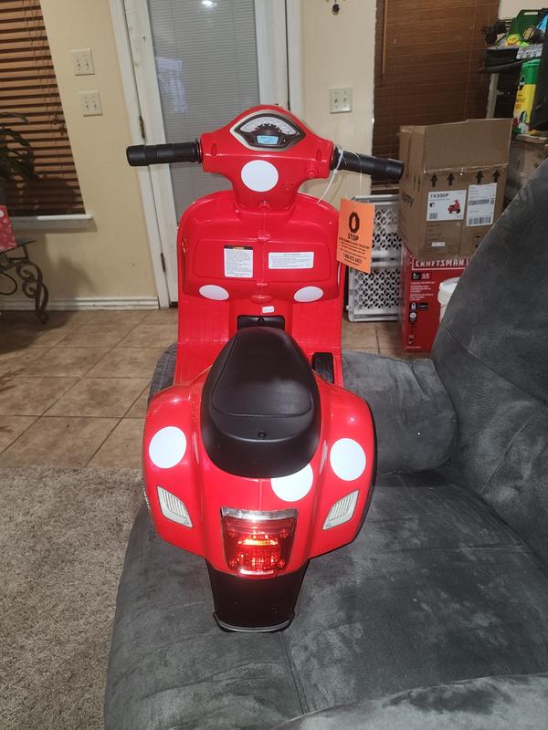 Motocyclette électrique pour enfants VESPA RED tricycle officiel à batterie  6V rechargeable +3 ans