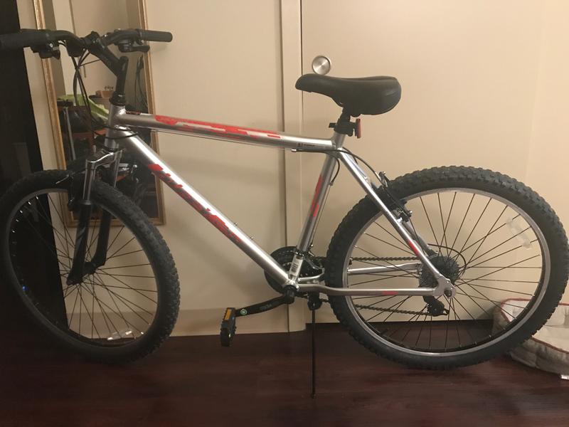 huffy escalate 21 speed hardtail mountain bike aluminum frame with shimano derailleur