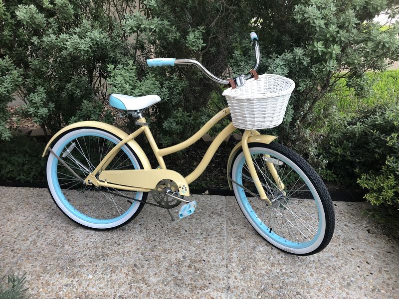 Huffy discount yellow cruiser