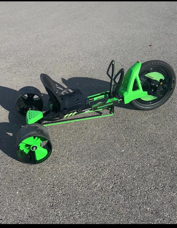 16-inch Green Machine Drift Trike