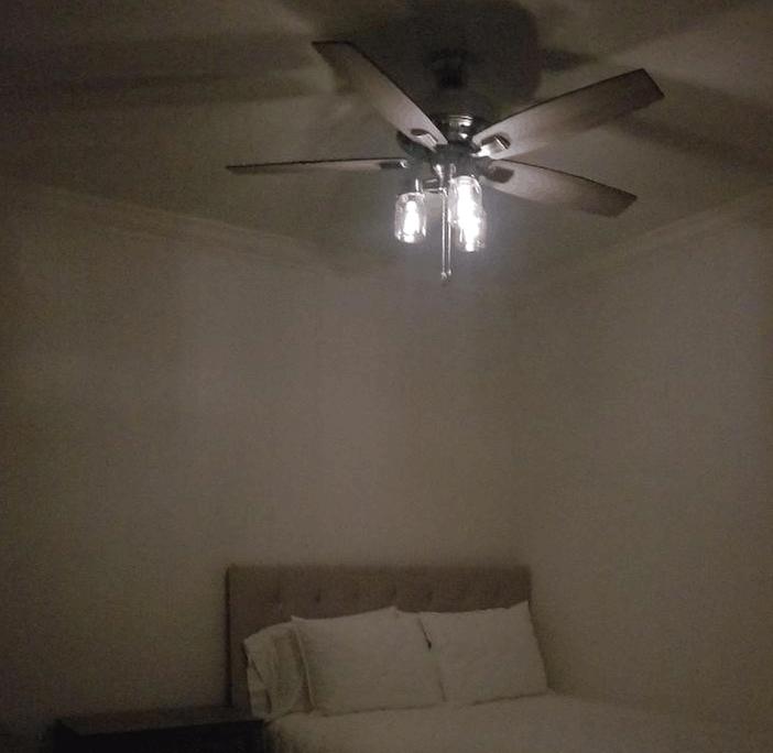 Lincoln With 3 Led Lights 52 Inch Ceiling Fan Hunter Fan