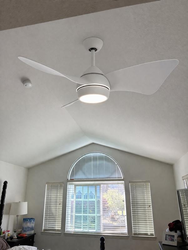GreenEver 52 Inch Black and Gold Indoor DC Ceiling Fan with Light and ...