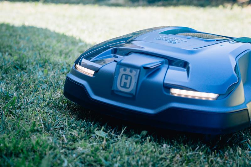 Husqvarna 315x robotic lawn mower hot sale