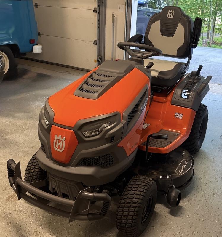 Husqvarna 48-in W x 16-in H Steel Snow Blade 588181302 at Lowes.com