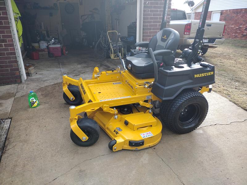 Hustler X-ONE® | Commercial Zero-Turn Mower