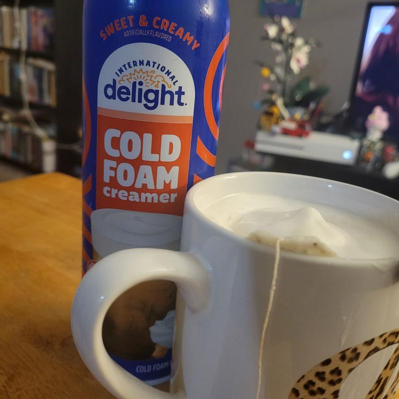 International Delight Sweet & Creamy Cold Foam Creamer