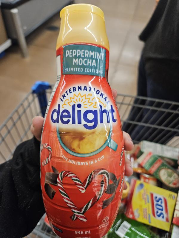 International Delight Peppermint Mocha Non-Dairy Coffee Creamer