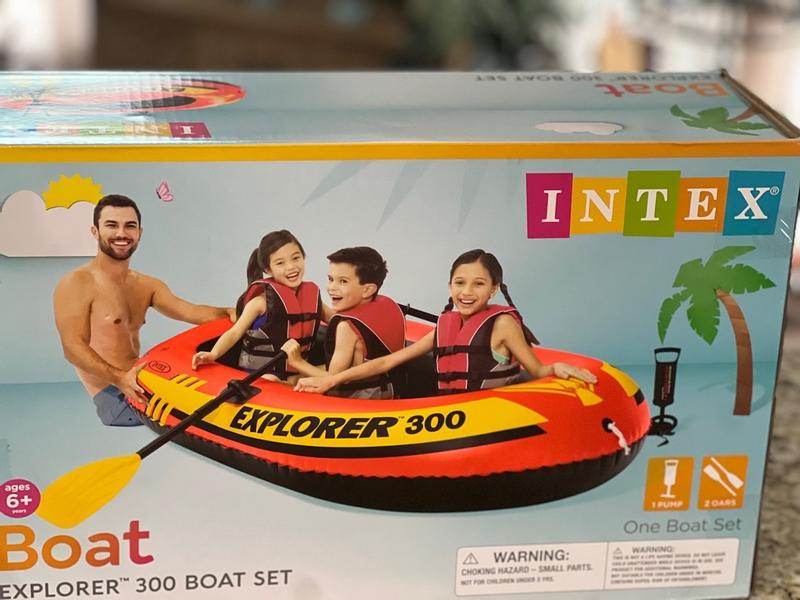 エア ボート　explorer300 INTEX Explorer™ 300 3 Person Inflatable Boat Set