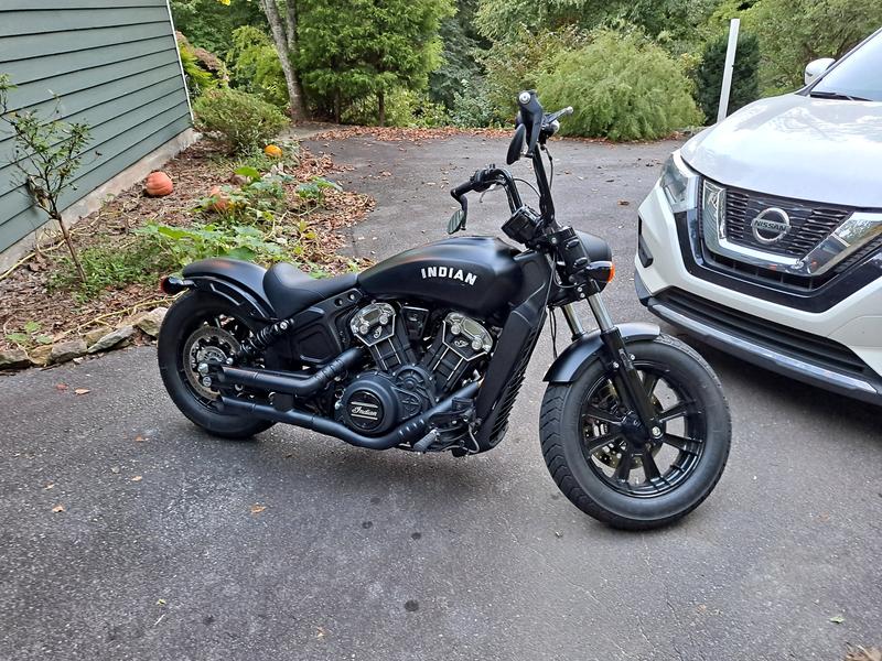 The Indian Scout Bobber Sixty Is a Caveman Motorcycle — In the Best Way