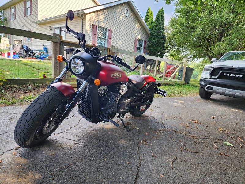 Review: Indian Scout Bobber is an eye-catching motorcycle