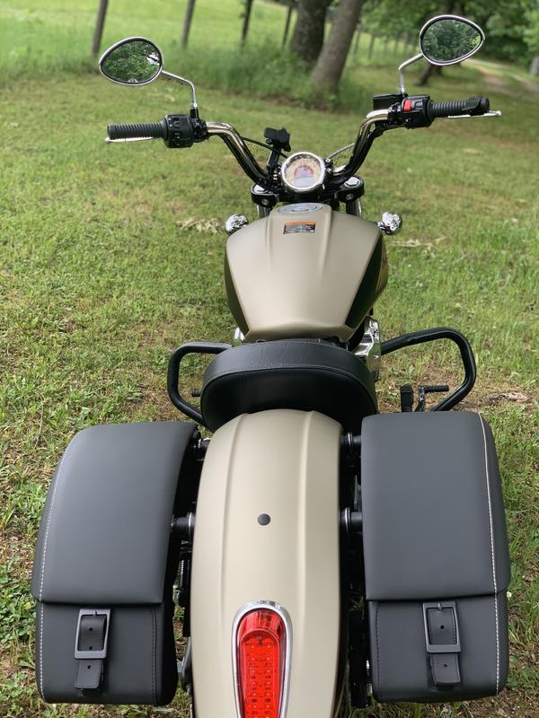 Saddlebags indian scout online bobber